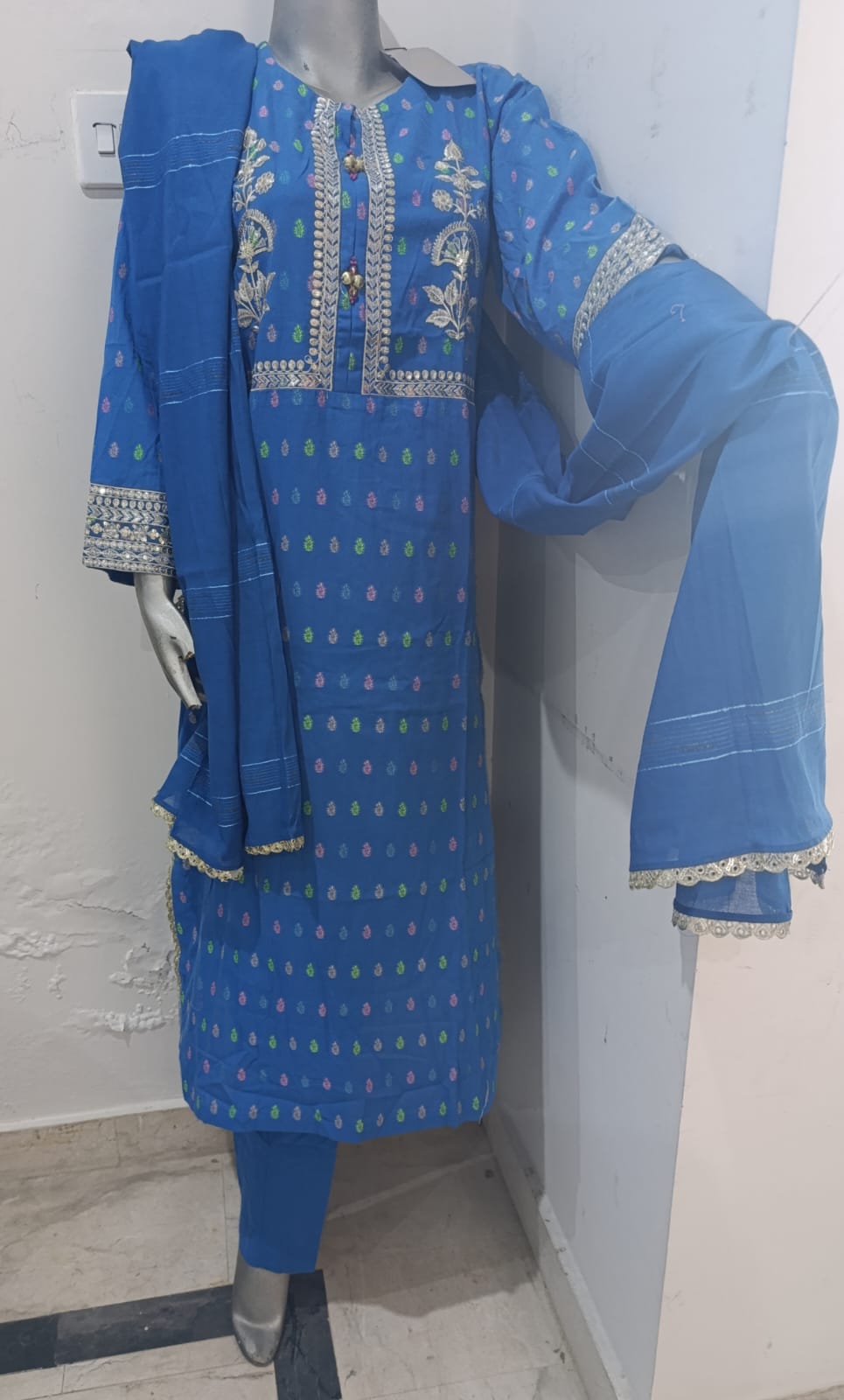 Elina - Nishat 3 Piece Broshia Lawn Suit